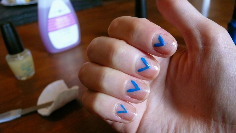 Illustration for article titled You Too Can Have Kick-Ass Nails Like Rihanna